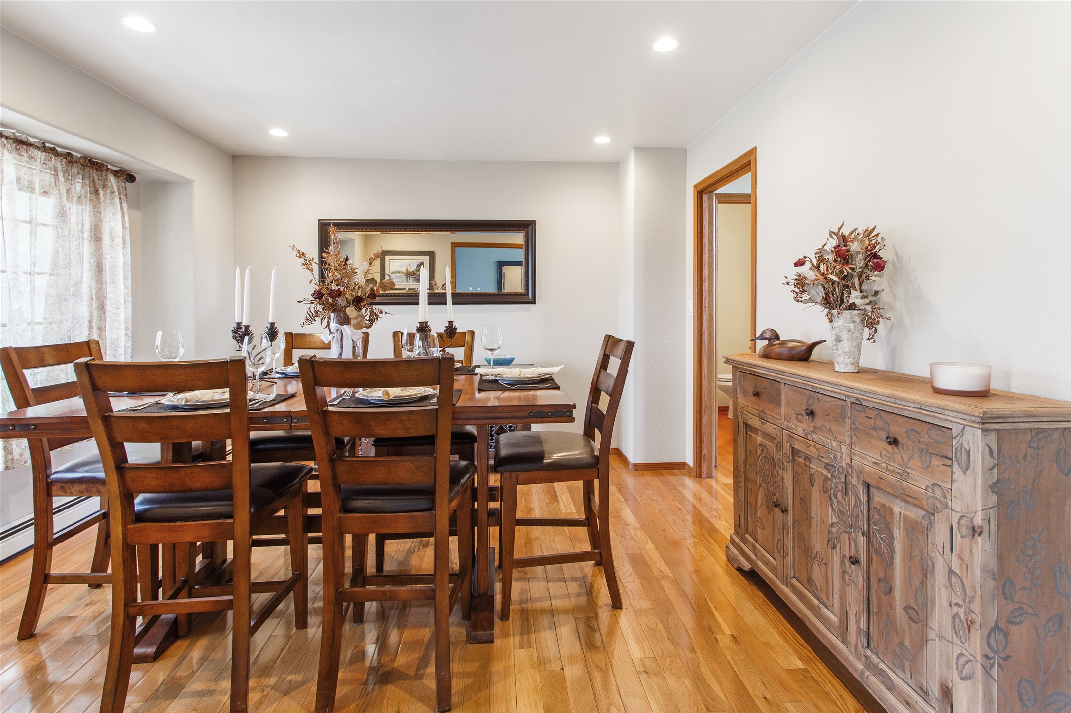 Butte, Montana 59701, United States, 5 Bedrooms Bedrooms, ,4 BathroomsBathrooms,Residential,Pending,110831