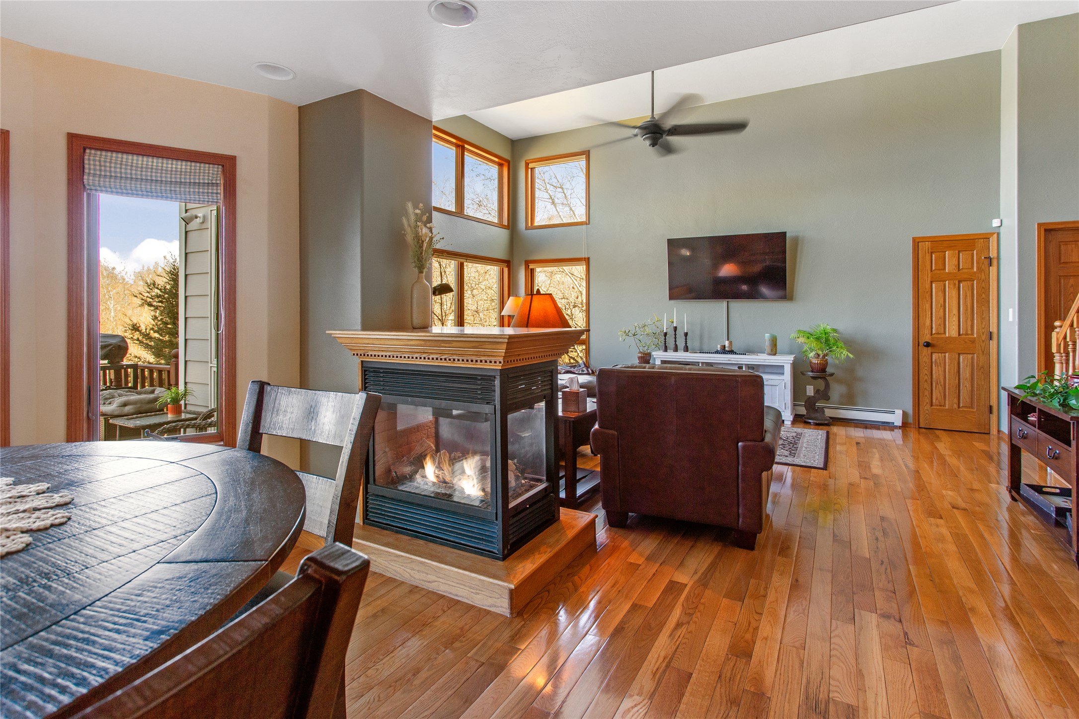 Butte, Montana 59701, United States, 5 Bedrooms Bedrooms, ,4 BathroomsBathrooms,Residential,Pending,110831