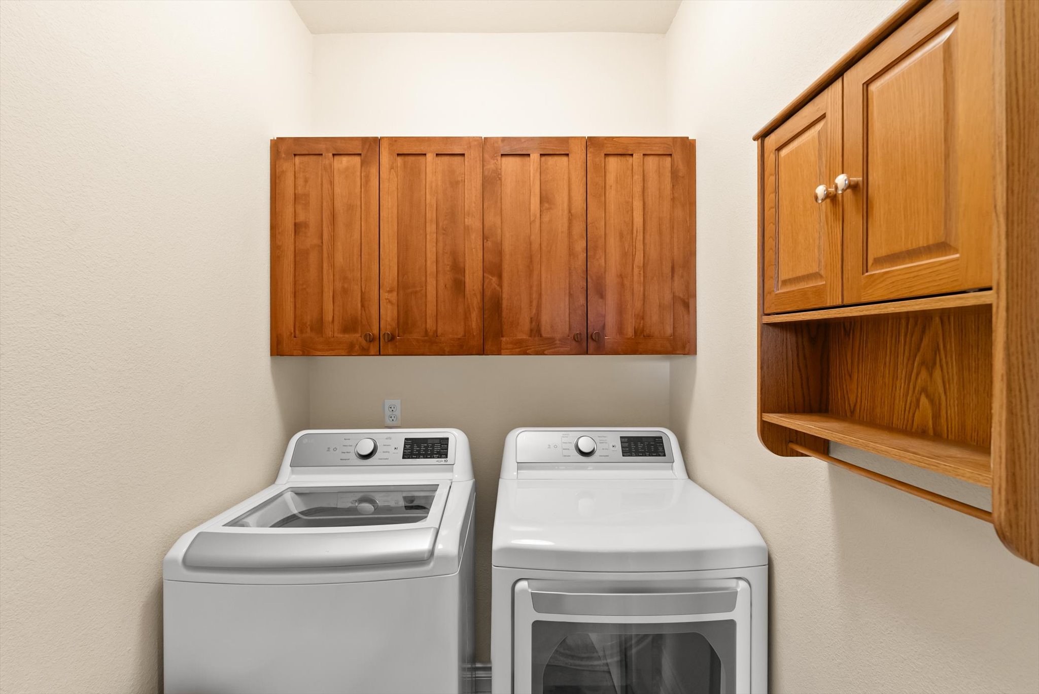 Polson, Montana 59860, United States, 3 Bedrooms Bedrooms, ,2 BathroomsBathrooms,Residential,Active,164499