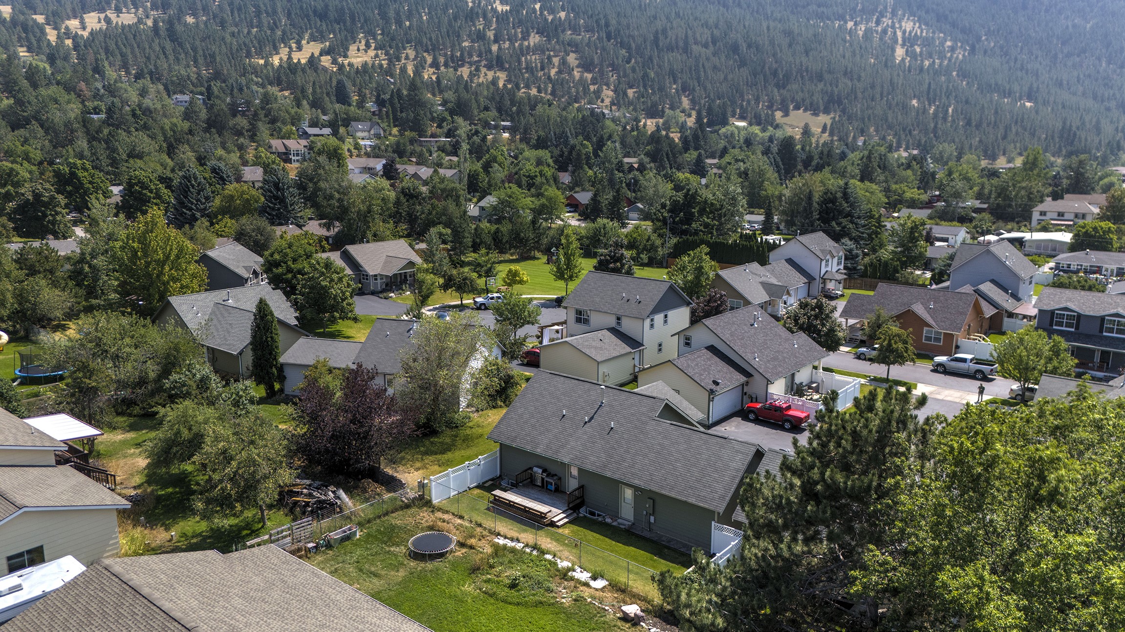 Missoula, Montana 59802, United States, 4 Bedrooms Bedrooms, ,2 BathroomsBathrooms,Residential,Pending,48313