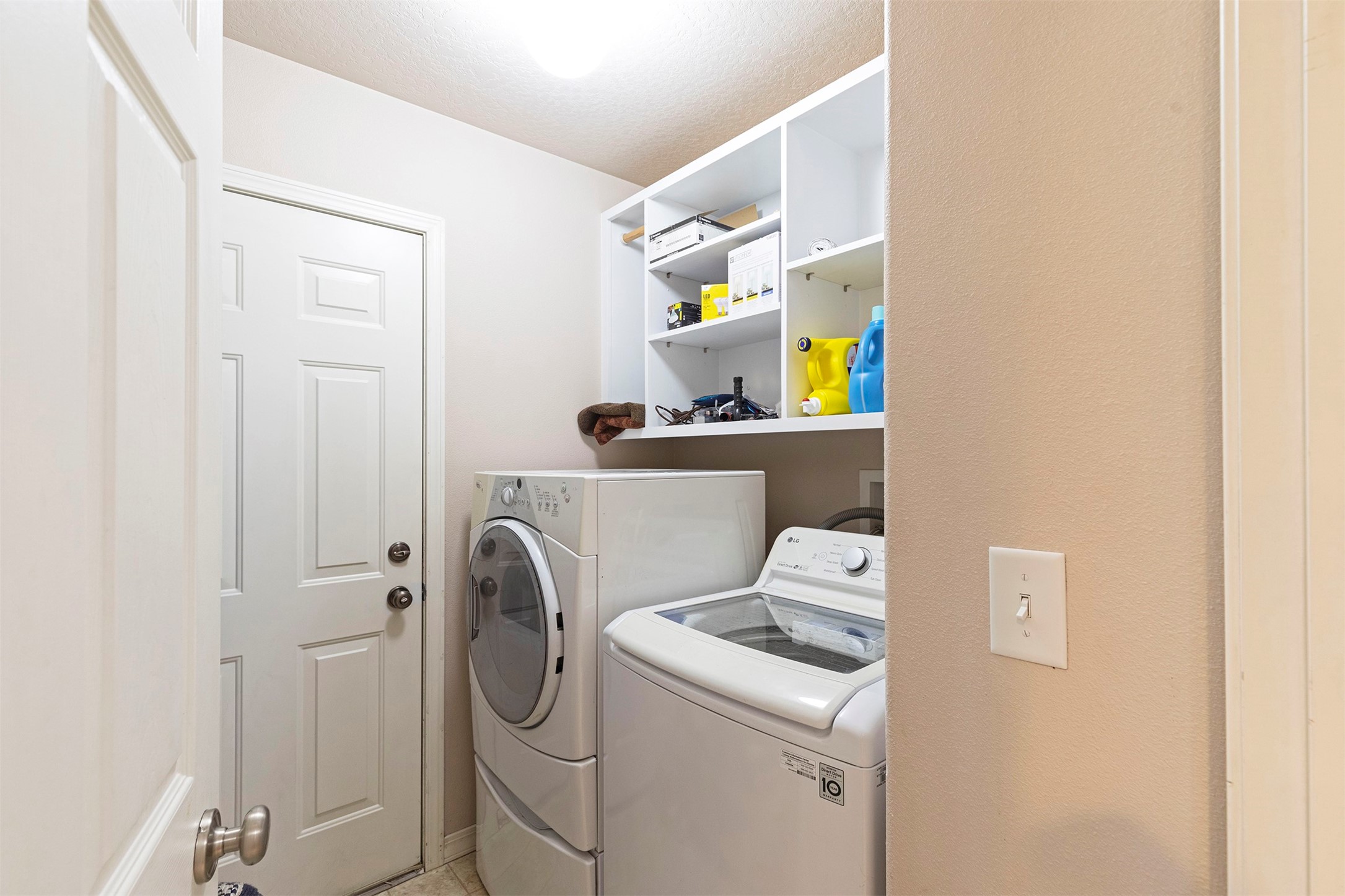 Missoula, Montana 59802, United States, 4 Bedrooms Bedrooms, ,2 BathroomsBathrooms,Residential,Pending,48313