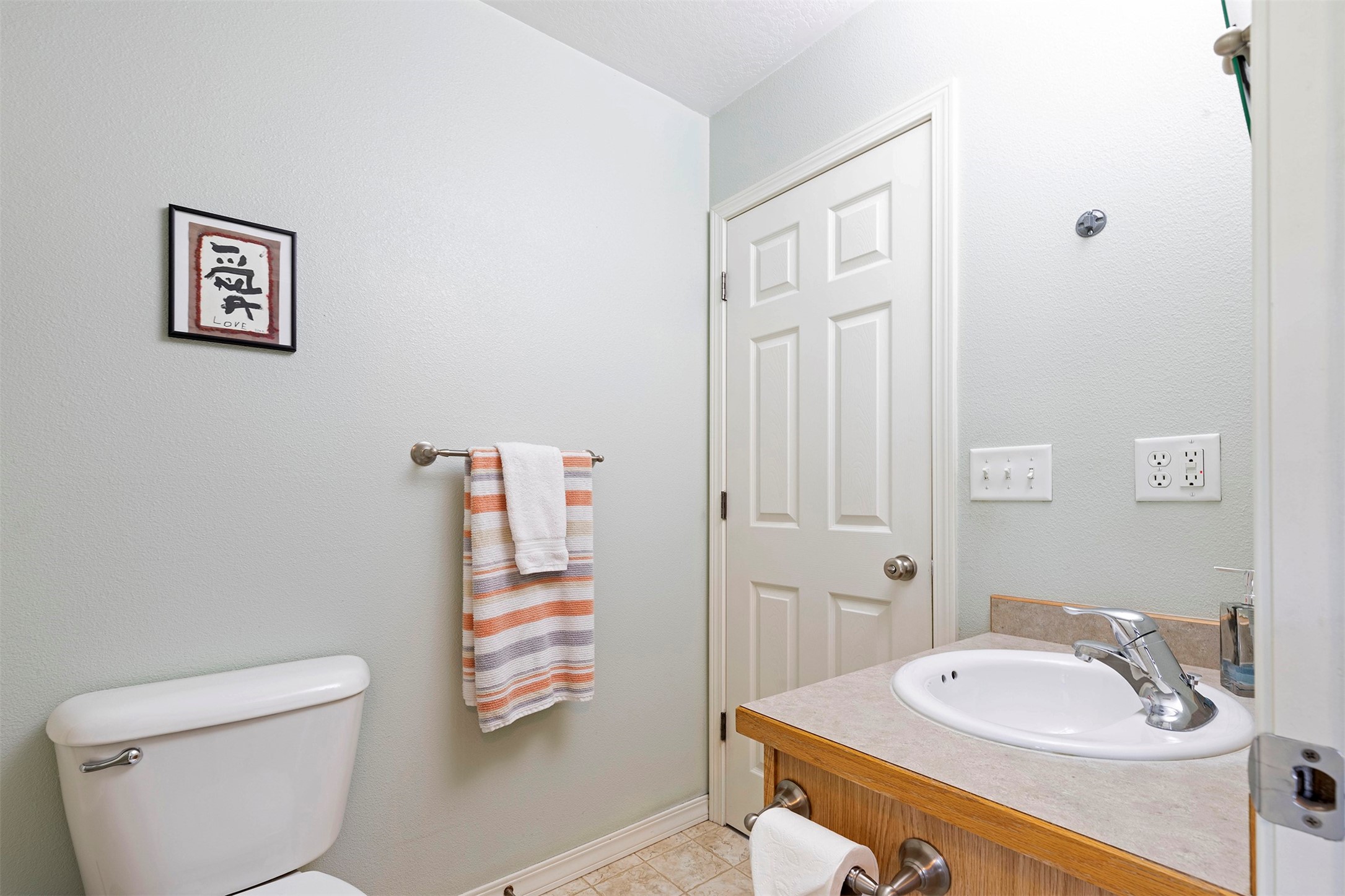 Missoula, Montana 59802, United States, 4 Bedrooms Bedrooms, ,2 BathroomsBathrooms,Residential,Pending,48313