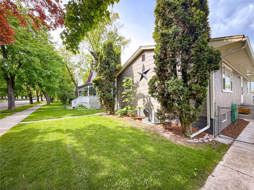 Photo of 716 1st Avenue W, Kalispell, MT 59901 (MLS # 30071755)
