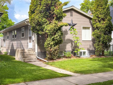 Photo of 716 1st Avenue W, Kalispell, MT 59901 (MLS # 30071755)