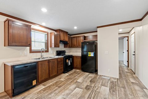 Tiny photo for 809 9th Street W #1, Columbia Falls, MT 59912 (MLS # 30060993)