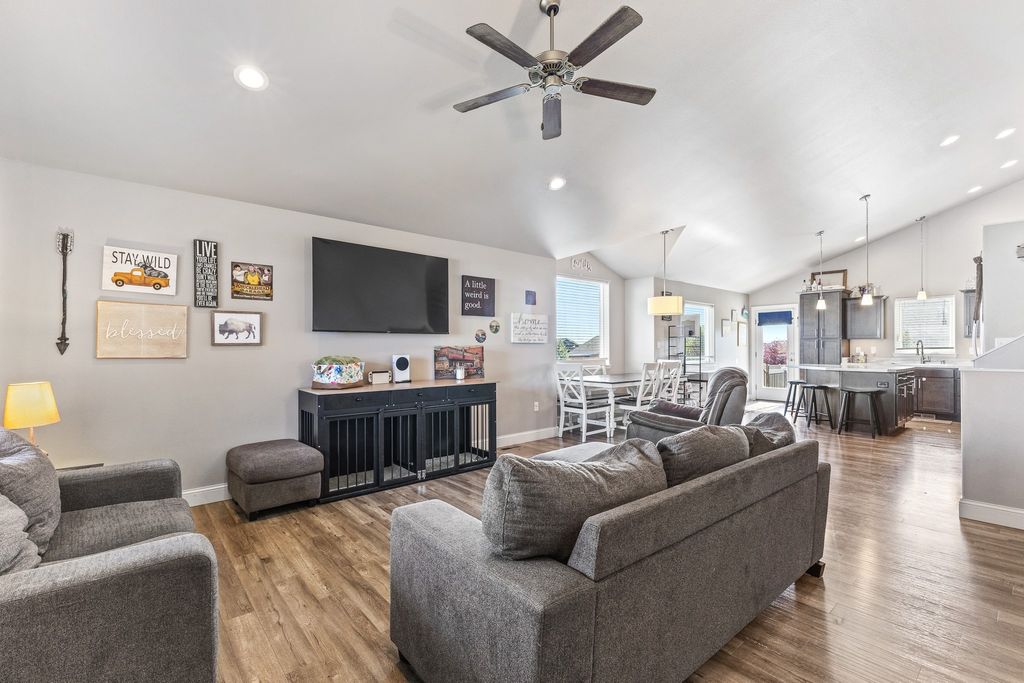 Photo of 6862 Copper Ridge Loop, Billings, MT 59106 (MLS # 30065059)