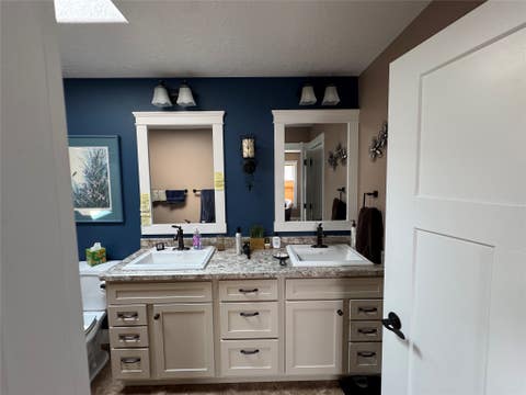Tiny photo for 116 41st Avenue NE, Great Falls, MT 59404 (MLS # 30076511)