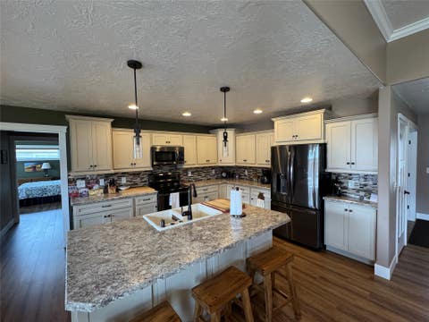 Tiny photo for 116 41st Avenue NE, Great Falls, MT 59404 (MLS # 30076511)