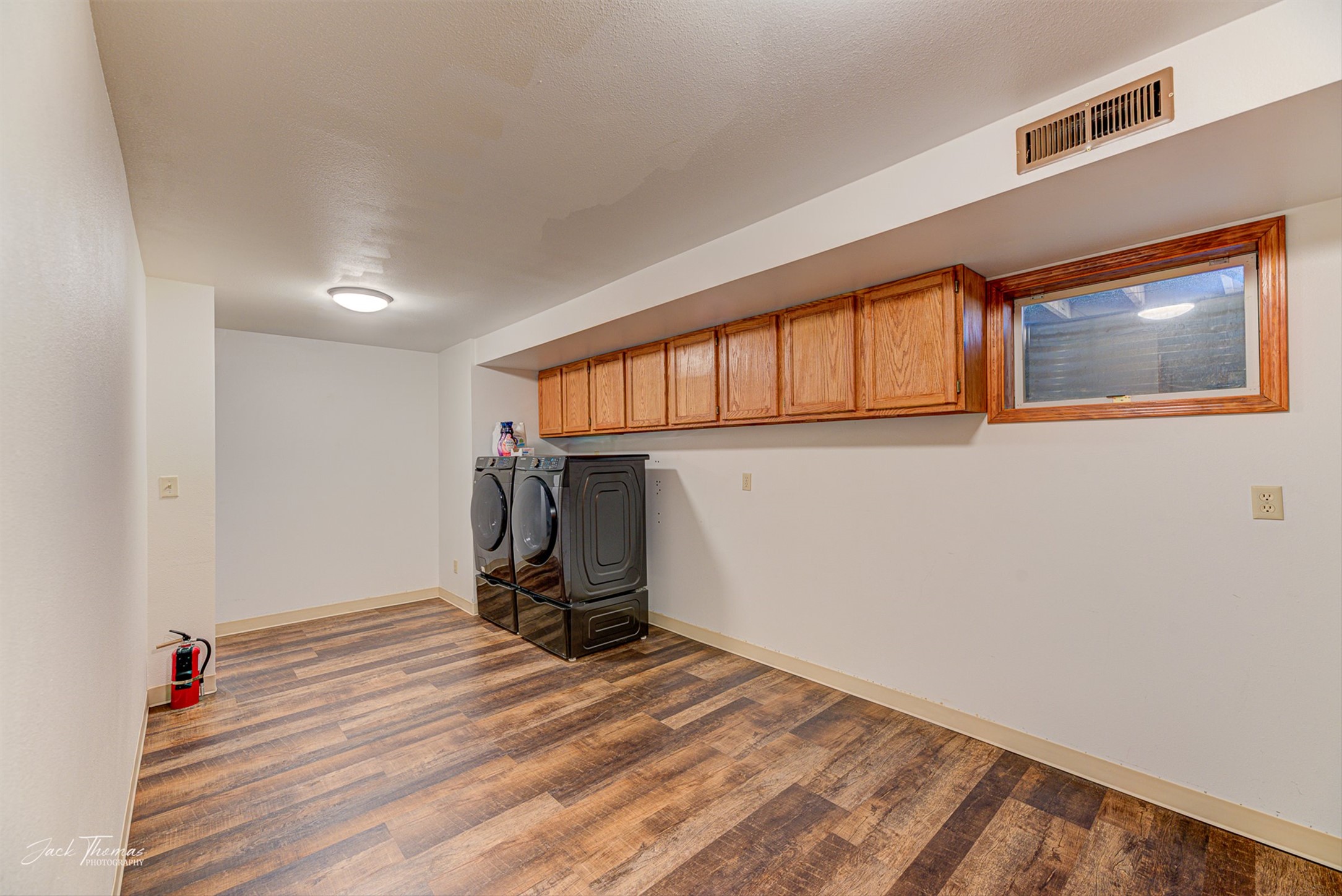 Helena, Montana 59602, United States, 4 Bedrooms Bedrooms, ,3 BathroomsBathrooms,Residential,Active,84594