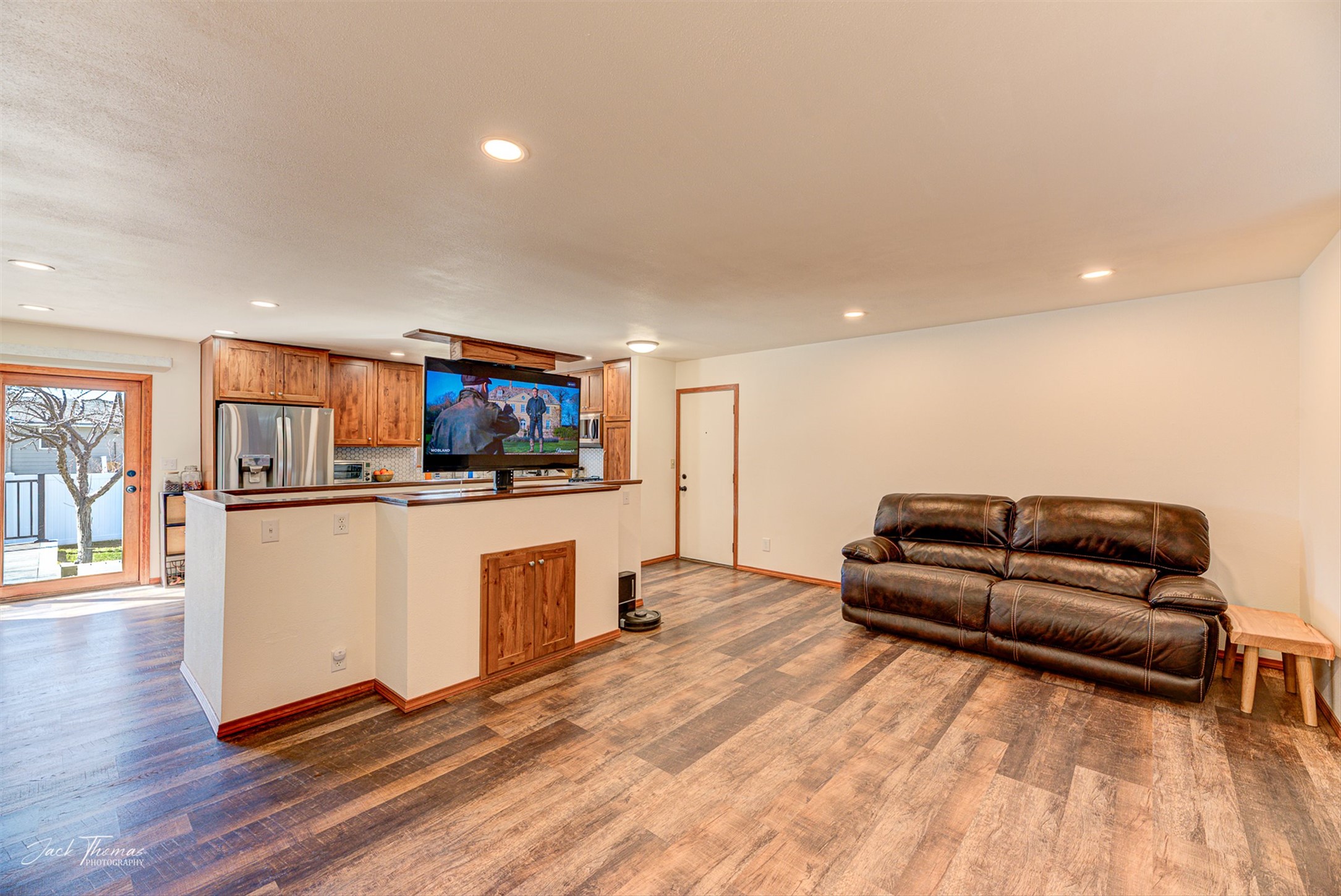 Helena, Montana 59602, United States, 4 Bedrooms Bedrooms, ,3 BathroomsBathrooms,Residential,Active,84594