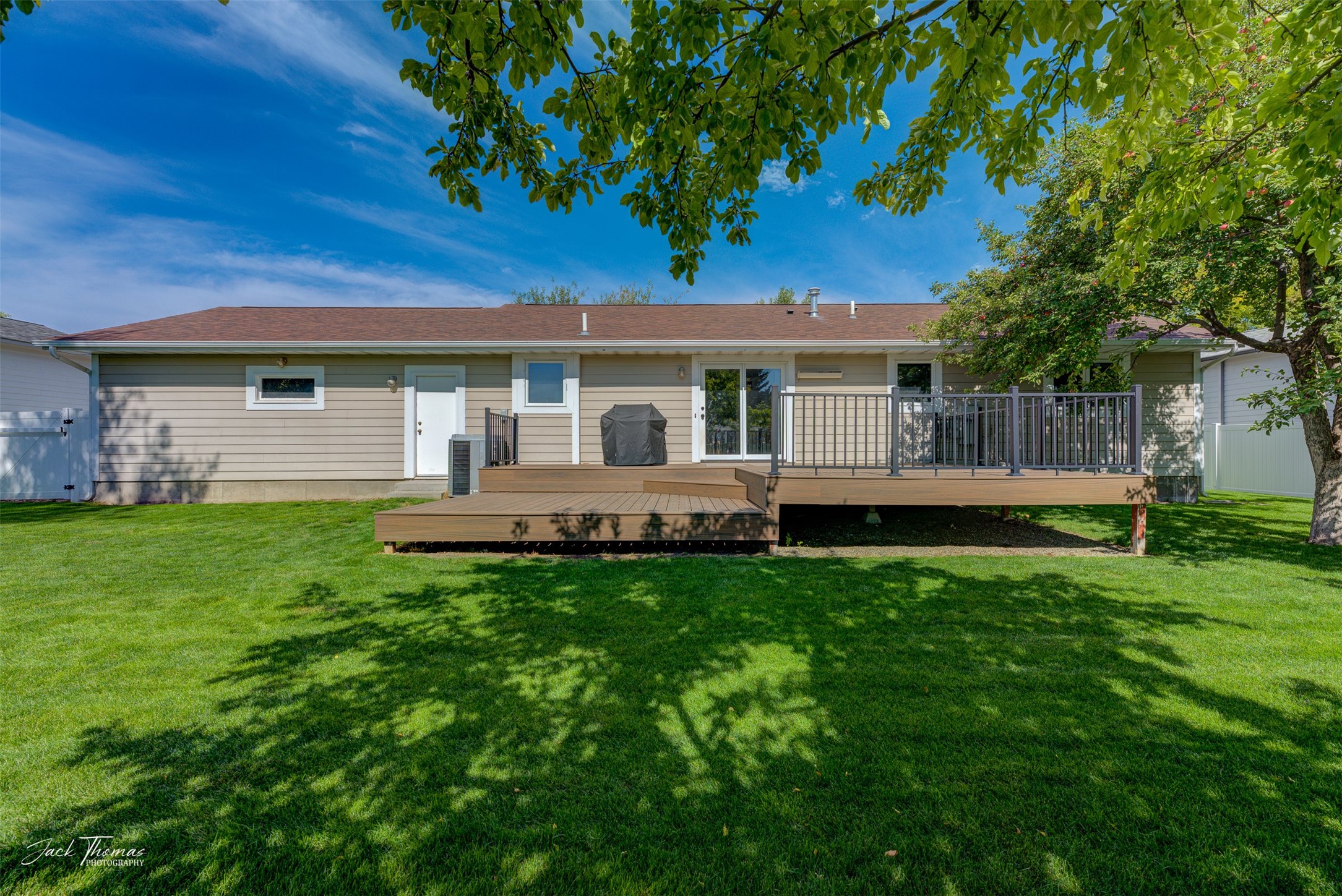 Helena, Montana 59602, United States, 4 Bedrooms Bedrooms, ,3 BathroomsBathrooms,Residential,Active,84594