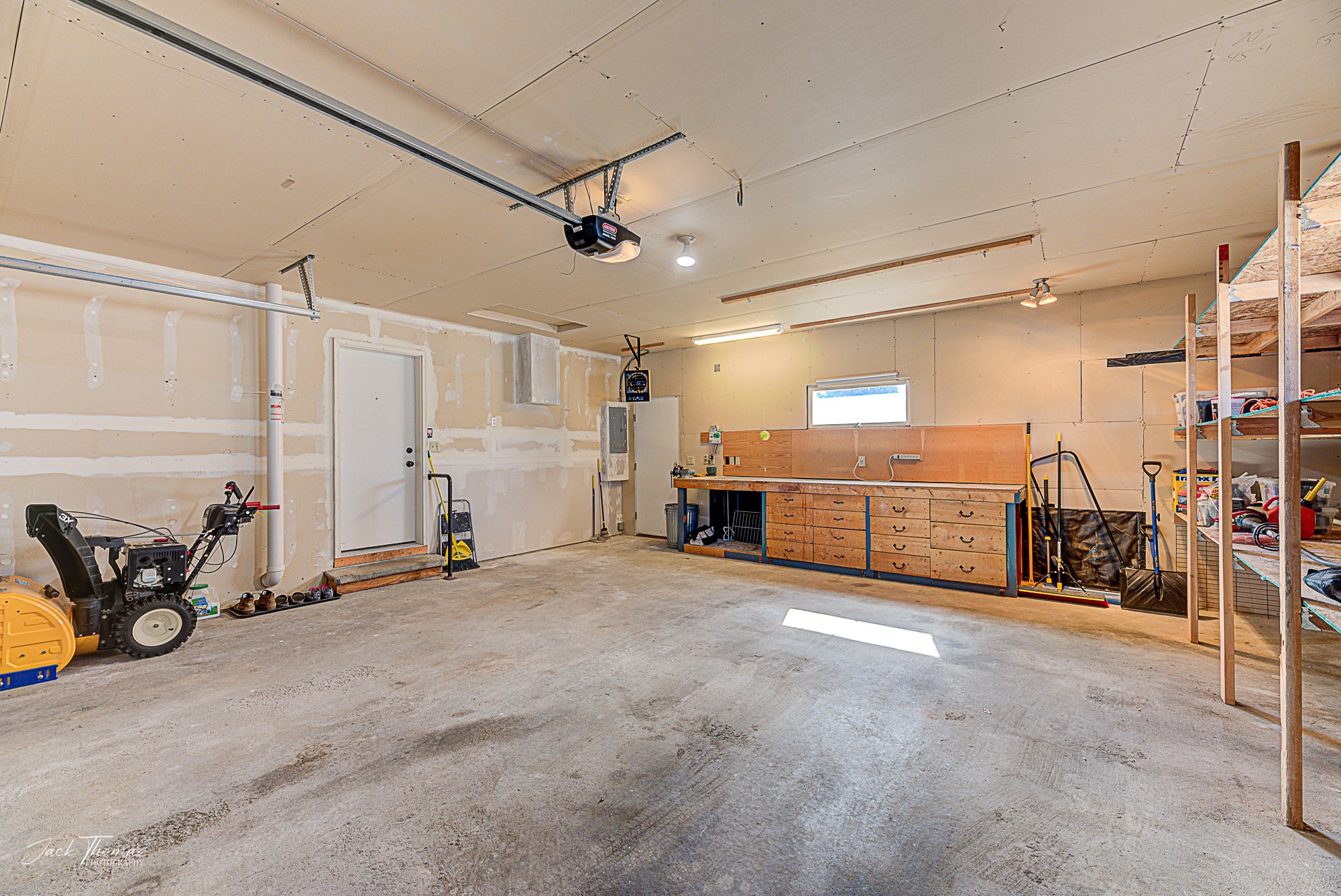 Helena, Montana 59602, United States, 4 Bedrooms Bedrooms, ,3 BathroomsBathrooms,Residential,Active,84594