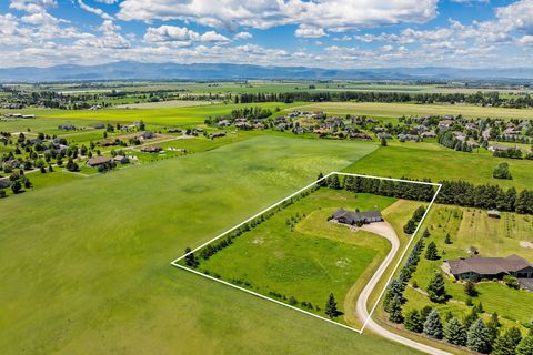 Tiny photo for 44 Playa Grande Road, Kalispell, MT 59901 (MLS # 30073263)