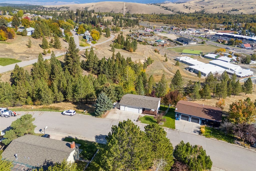 Photo of 333 Cap De Villa, Lolo, MT 59847 (MLS # 30059868)