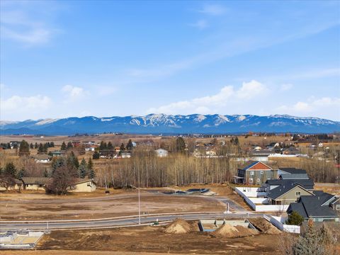 Tiny photo for 200 Aspen Loop, Kalispell, MT 59901 (MLS # 30066059)
