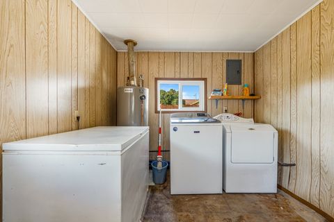 Tiny photo for 407 W 2nd Avenue, Big Timber, MT 59011 (MLS # 30069758)