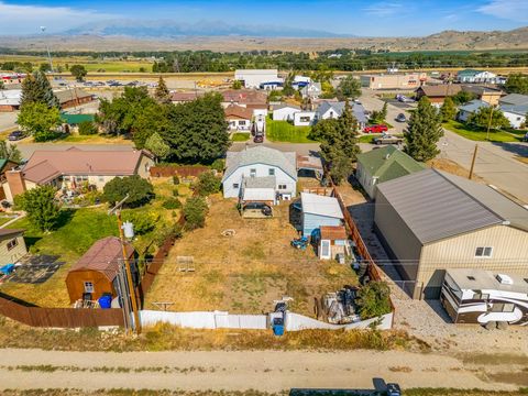 Tiny photo for 407 W 2nd Avenue, Big Timber, MT 59011 (MLS # 30069758)