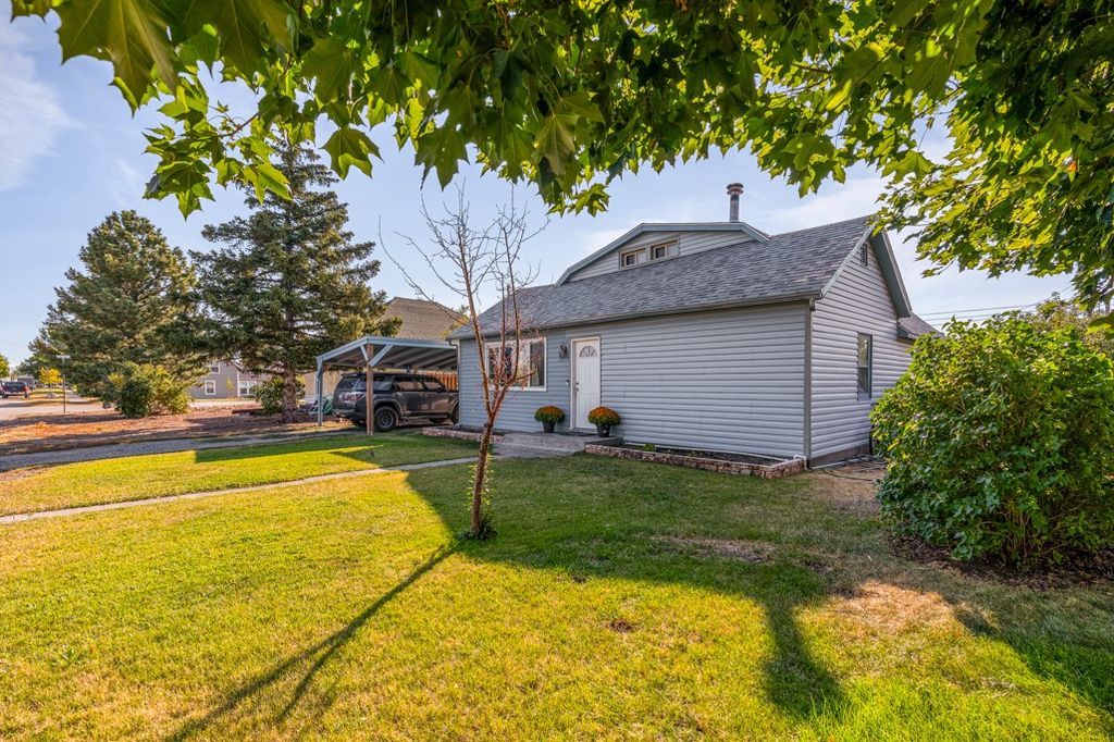 Photo of 407 W 2nd Avenue, Big Timber, MT 59011 (MLS # 30069758)