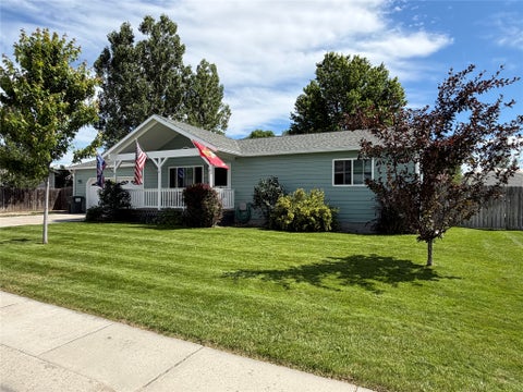 Photo of 324 Heritage Street, Stevensville, MT 59870 (MLS # 30074181)