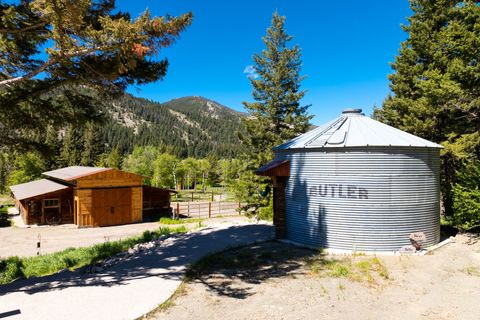 Tiny photo for 4509 Dearborn Canyon Road, Augusta, MT 59410 (MLS # 30067908)