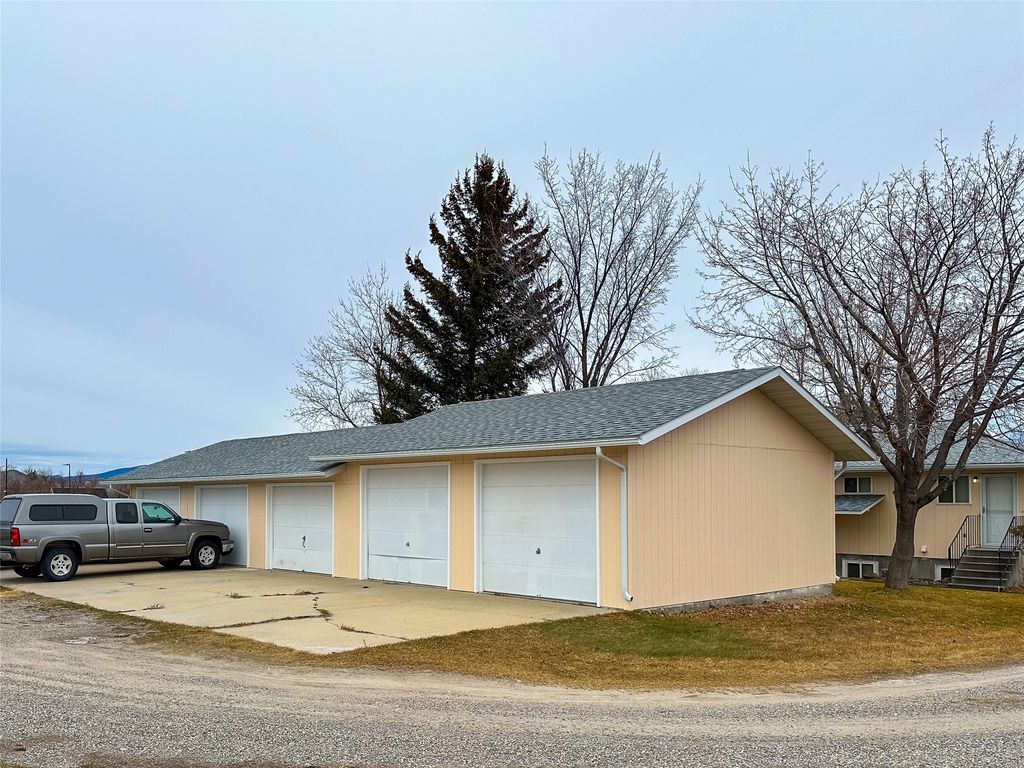 Photo of 1701 Townsend Avenue, Helena, MT 59601 (MLS # 30062191)