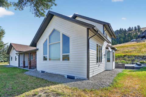 Tiny photo for 100 Mountain Circle, Eureka, MT 59917 (MLS # 30076897)