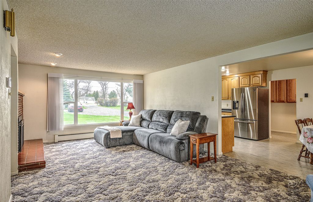 Photo of 4925 N Montana Avenue, Helena, MT 59602 (MLS # 30067392)