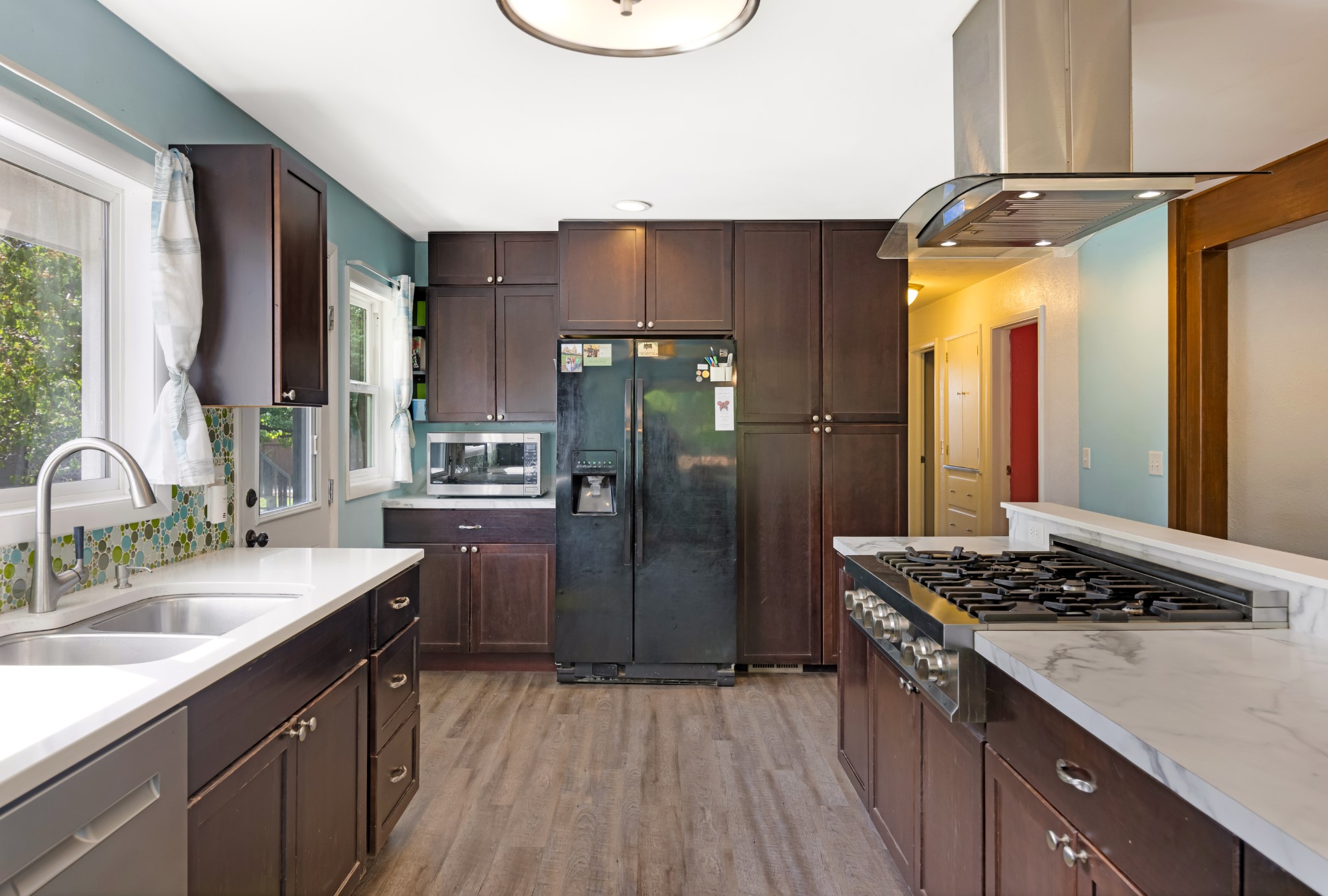 1665 W Sussex Avenue