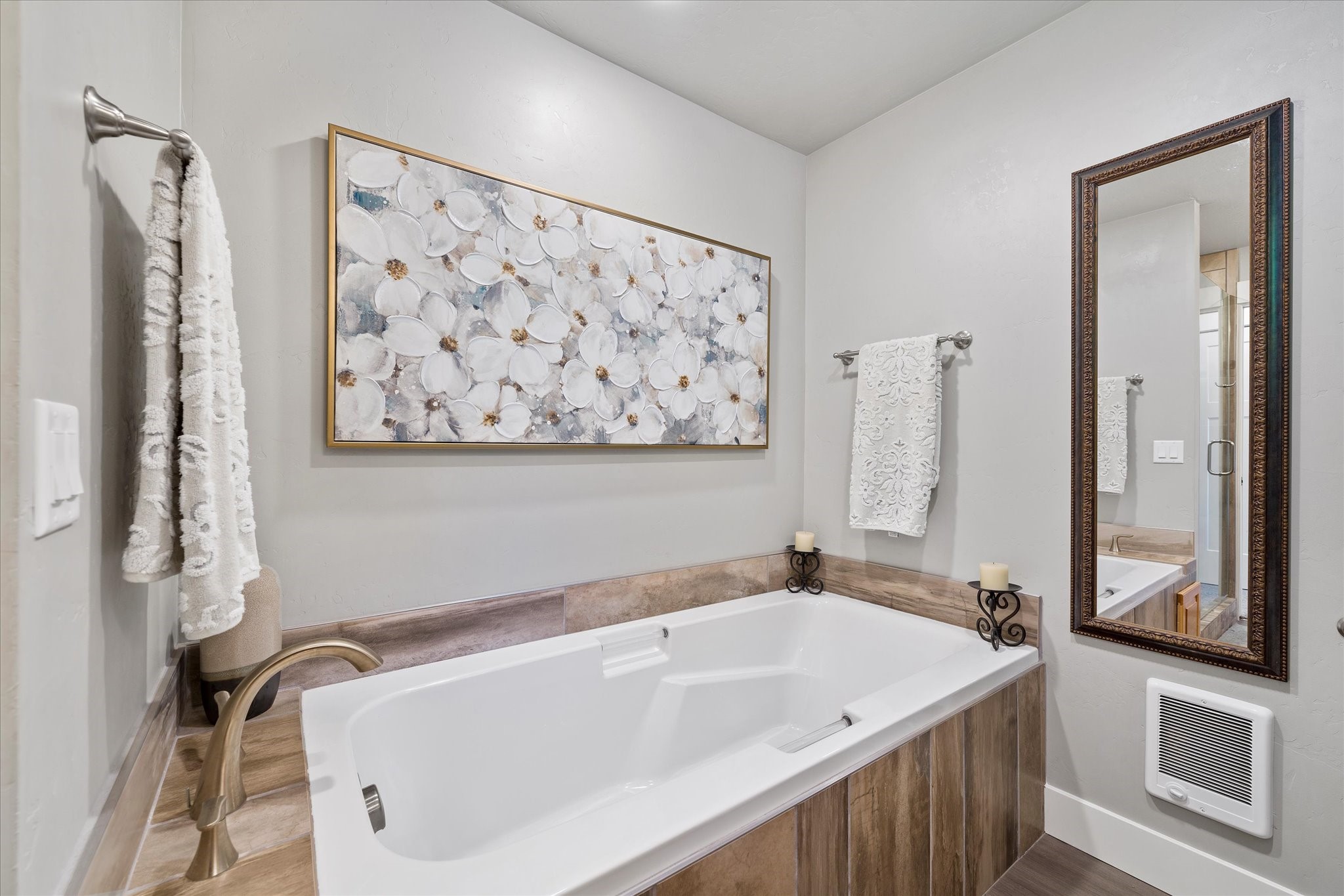 Polson, Montana 59860, United States, 4 Bedrooms Bedrooms, ,3 BathroomsBathrooms,Residential,Active,146481