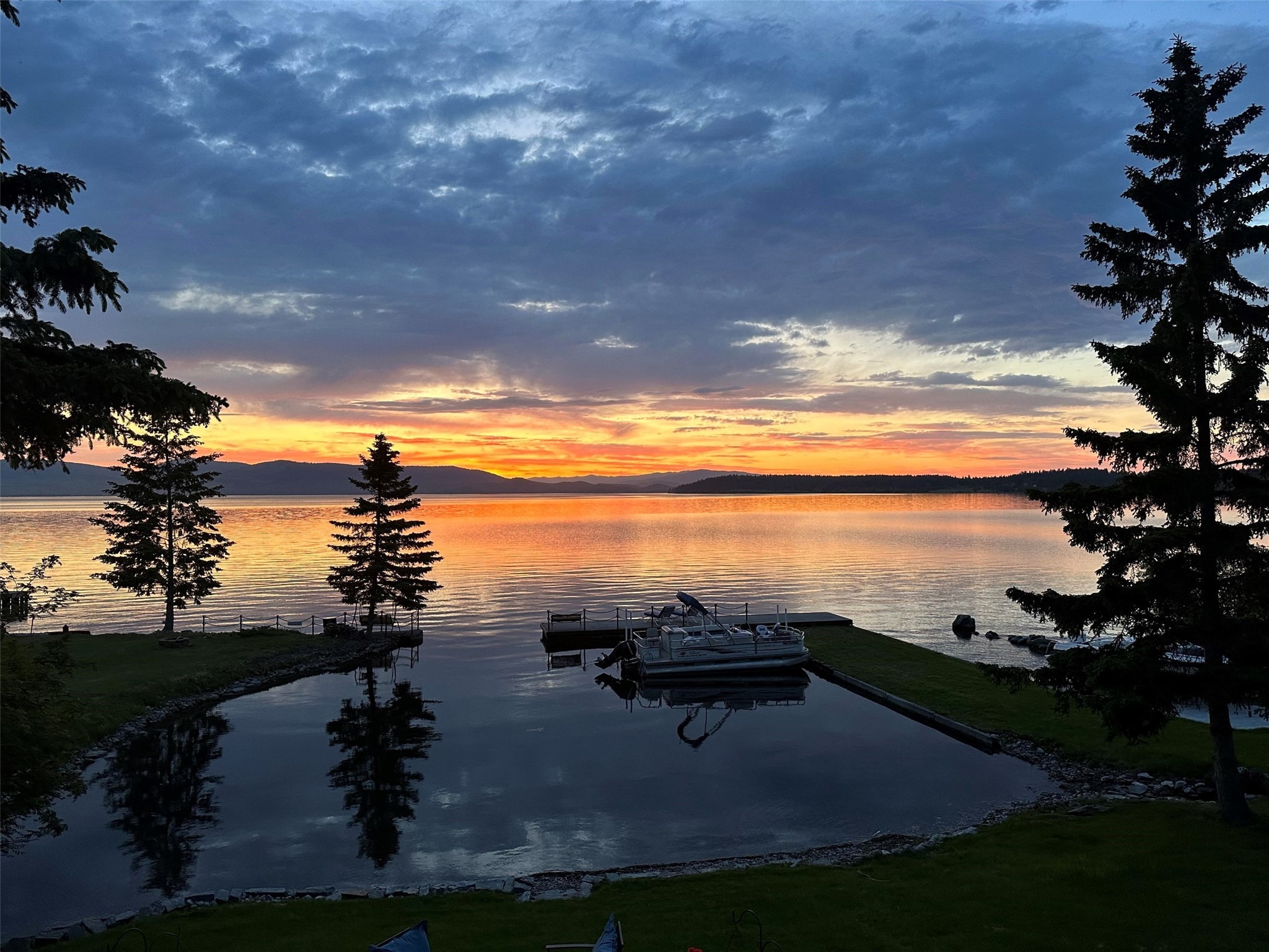 Polson, Montana 59860, United States, 4 Bedrooms Bedrooms, ,3 BathroomsBathrooms,Residential,Active,146481