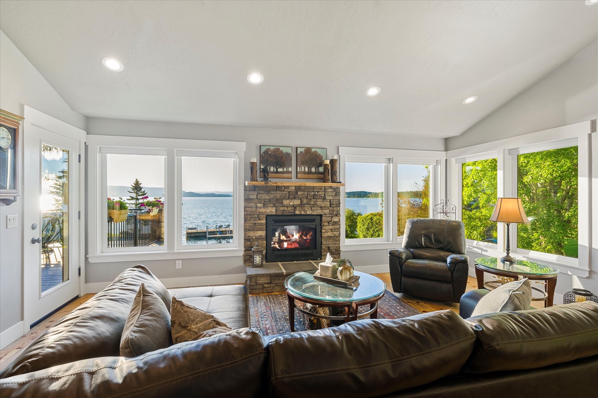 Polson, Montana 59860, United States, 4 Bedrooms Bedrooms, ,3 BathroomsBathrooms,Residential,Active,146481