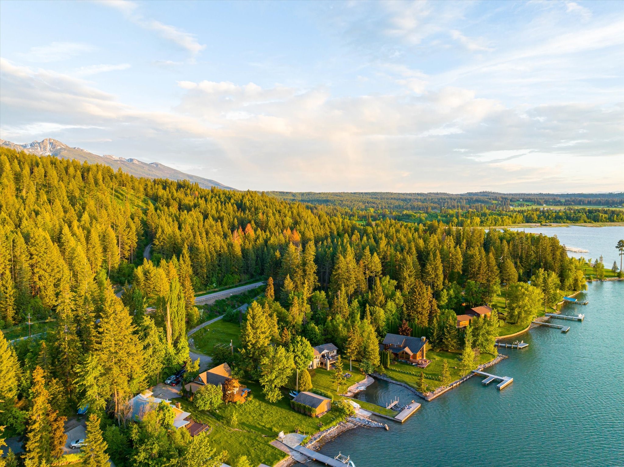 Polson, Montana 59860, United States, 4 Bedrooms Bedrooms, ,3 BathroomsBathrooms,Residential,Active,146481