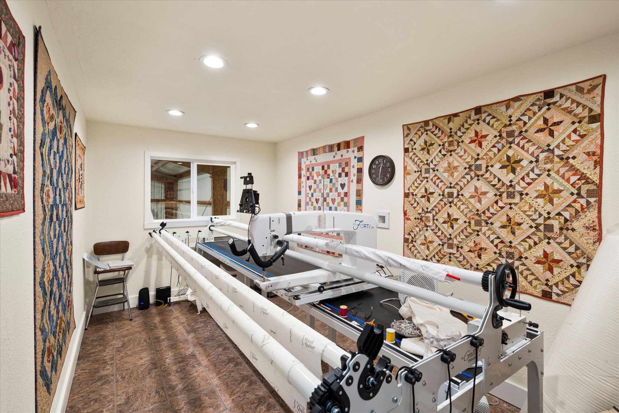 Polson, Montana 59860, United States, 4 Bedrooms Bedrooms, ,3 BathroomsBathrooms,Residential,Active,146481