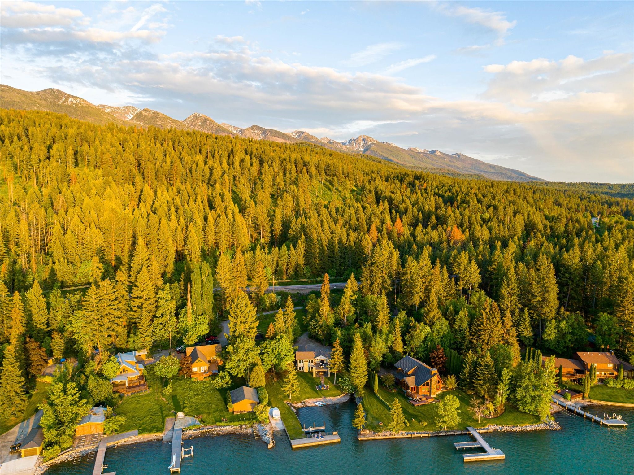 Polson, Montana 59860, United States, 4 Bedrooms Bedrooms, ,3 BathroomsBathrooms,Residential,Active,146481