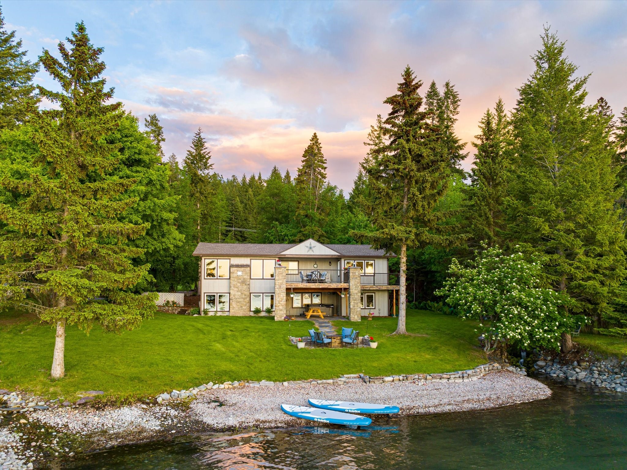 Polson, Montana 59860, United States, 4 Bedrooms Bedrooms, ,3 BathroomsBathrooms,Residential,Active,146481