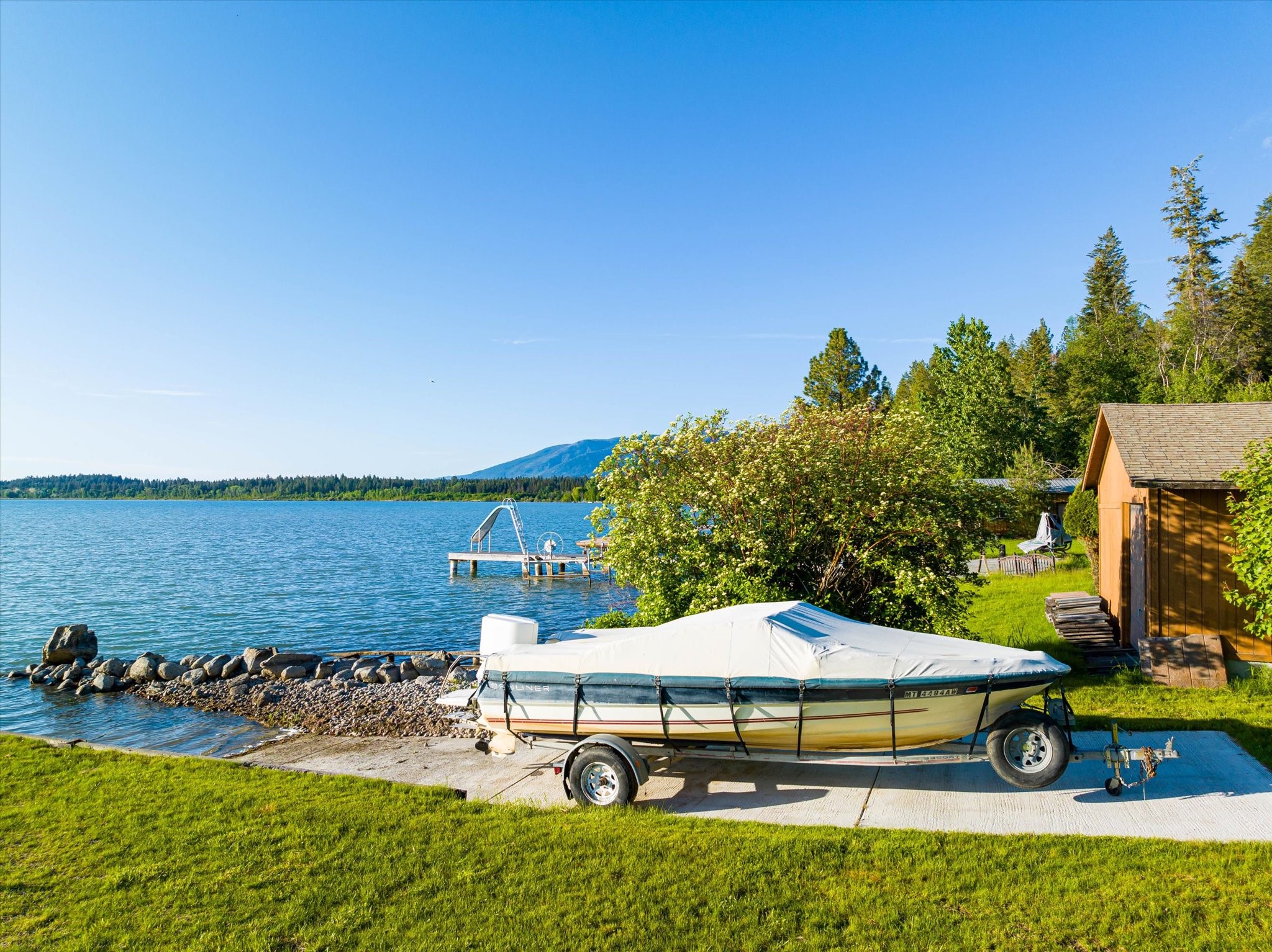 Polson, Montana 59860, United States, 4 Bedrooms Bedrooms, ,3 BathroomsBathrooms,Residential,Active,146481