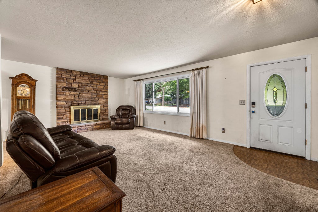 Photo of 4619 Larch Avenue, Missoula, MT 59802 (MLS # 30076813)