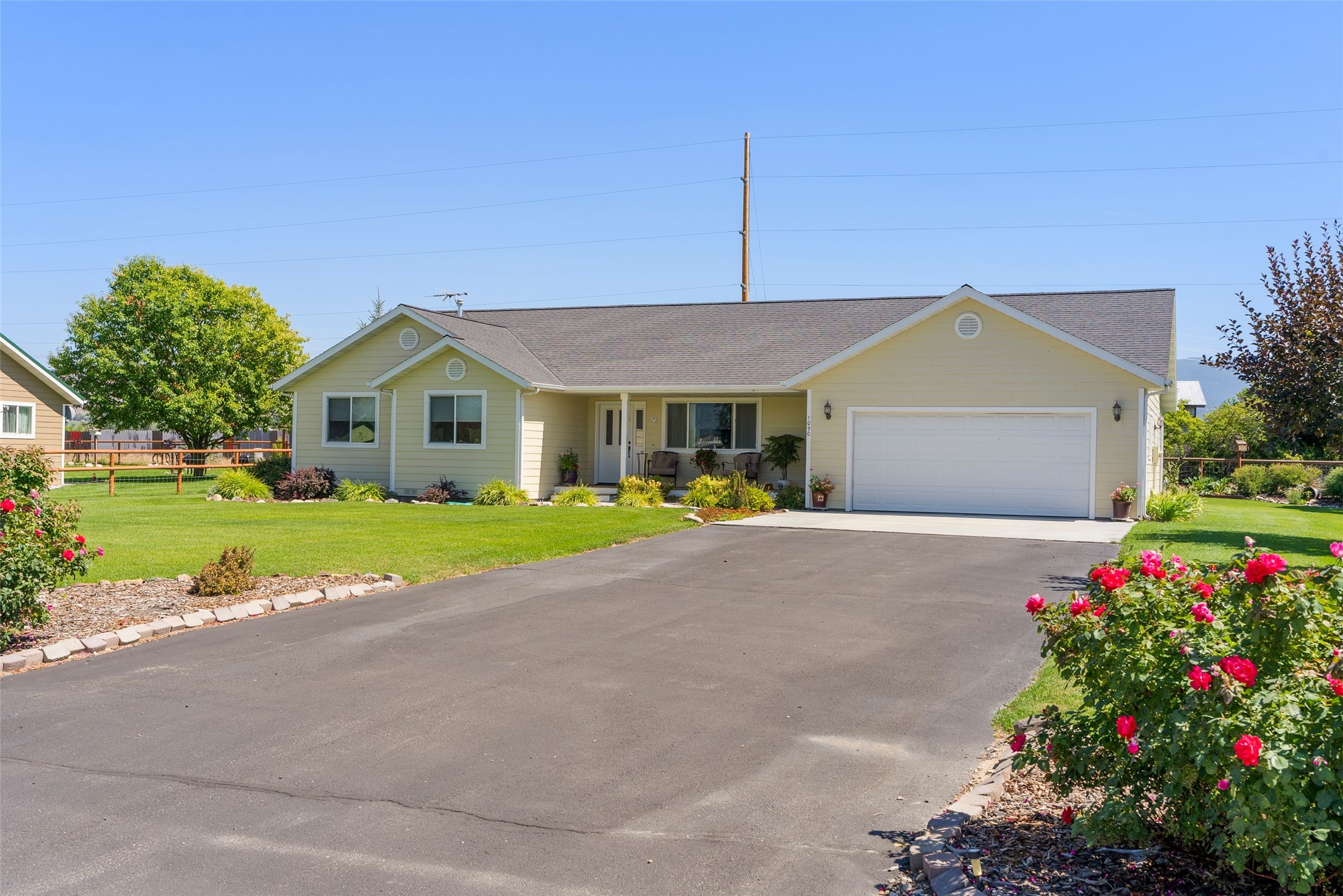 1090 Centennial Lane