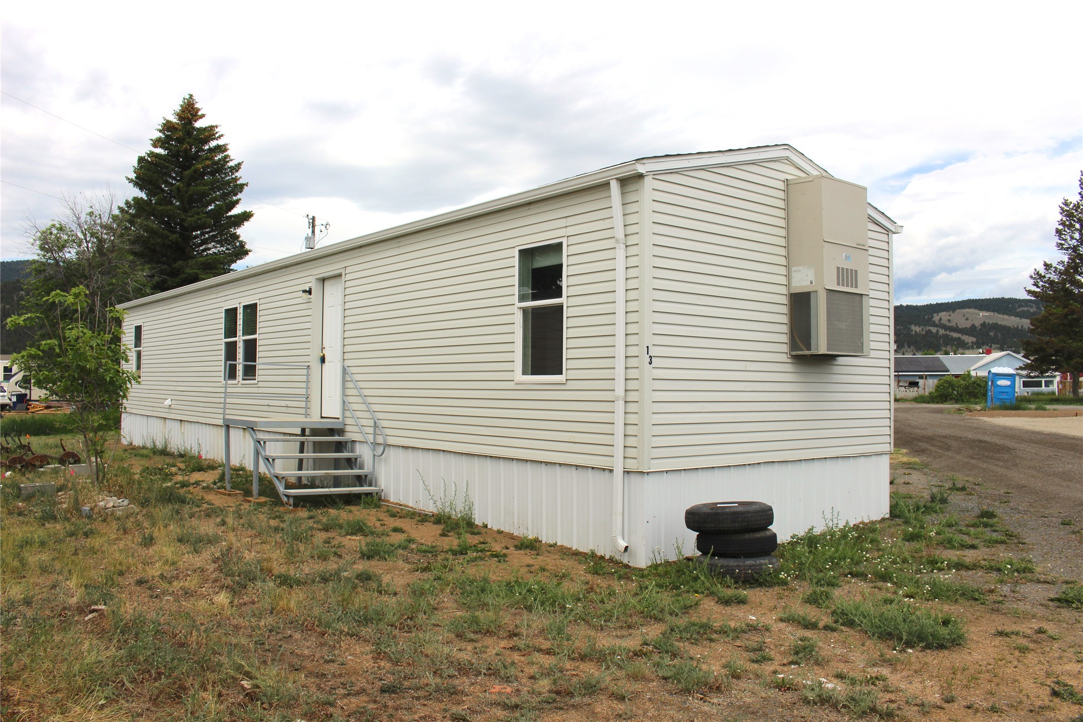 Photo 1 of 18 — 206 W 5th Avenue 13, Boulder, MT 59632