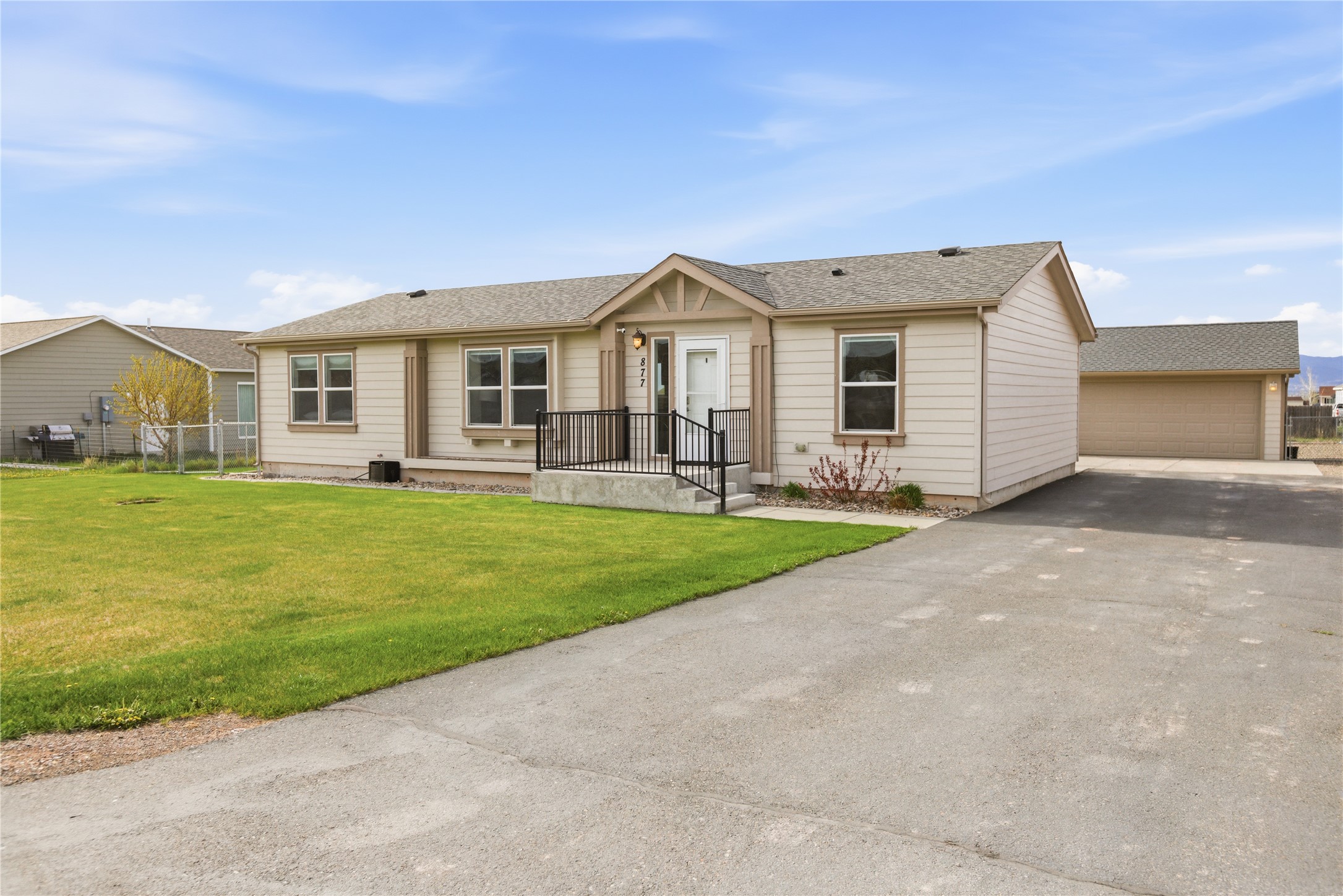 877 Vega Road