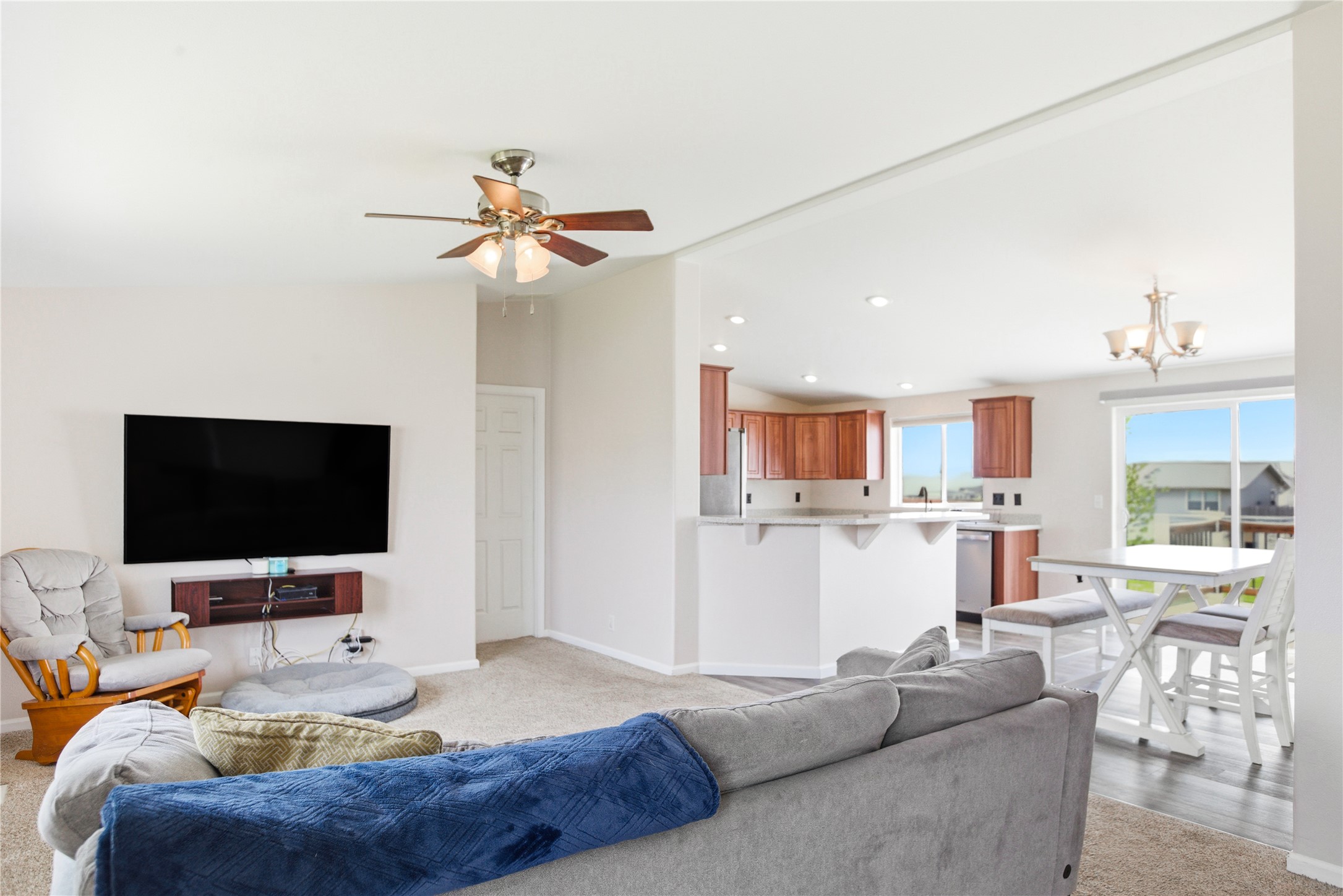 877 Vega Road