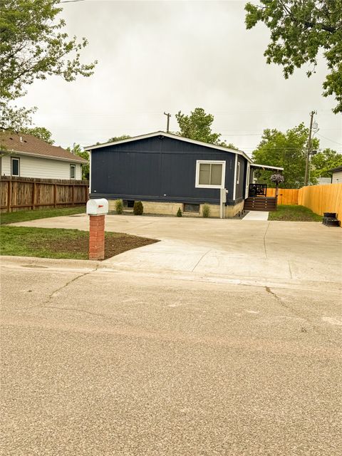 Tiny photo for 1505 3rd Avenue NW, Great Falls, MT 59404 (MLS # 30072657)
