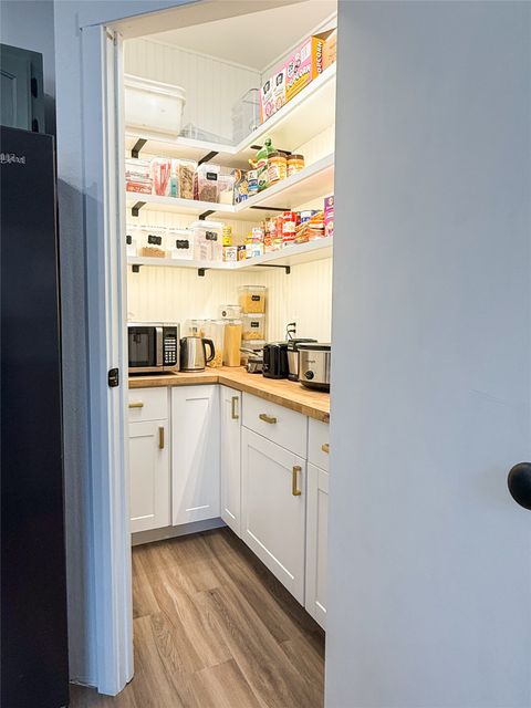 Tiny photo for 1505 3rd Avenue NW, Great Falls, MT 59404 (MLS # 30072657)