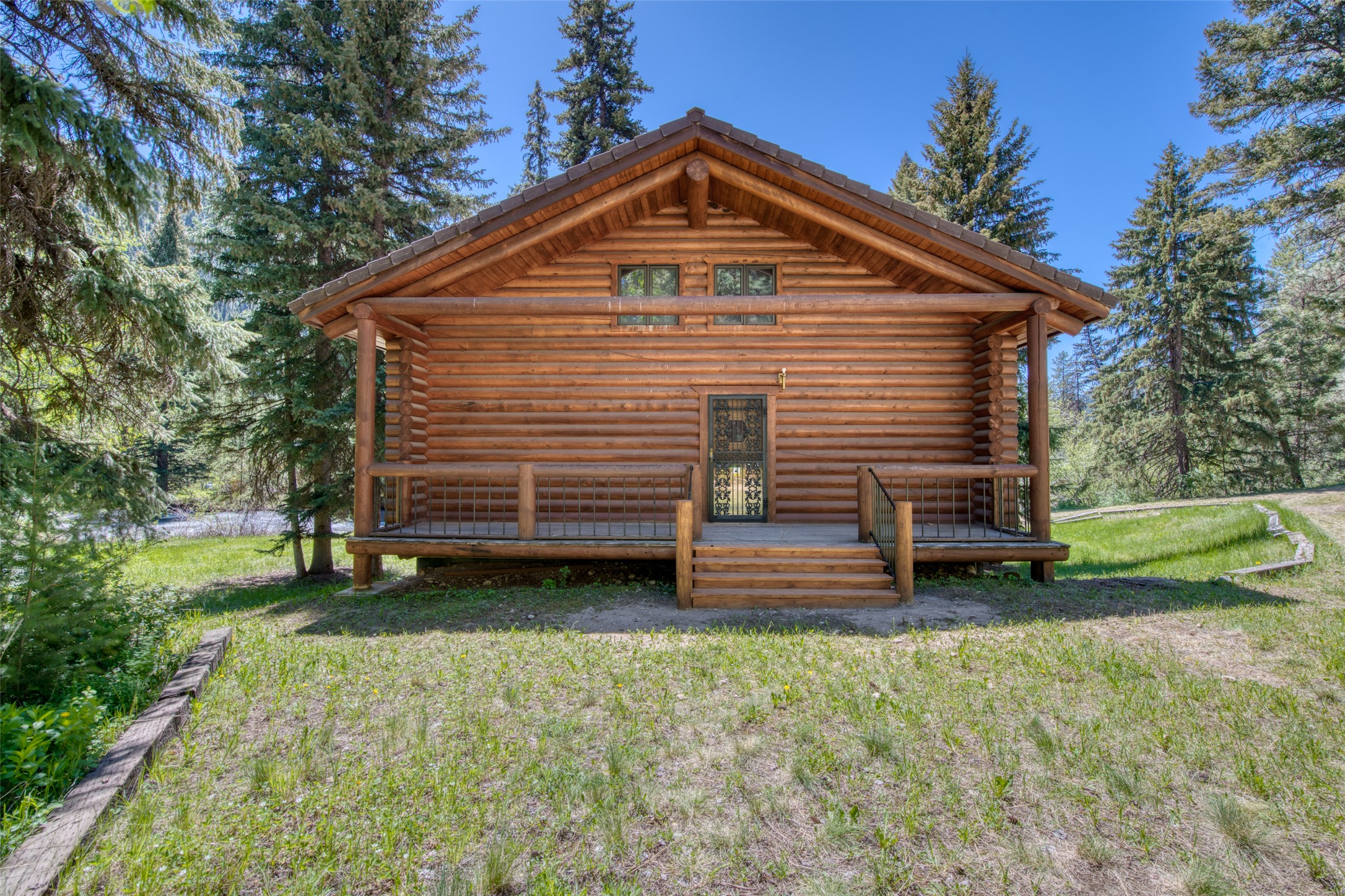 Sula, Montana 59871, United States, 2 Bedrooms Bedrooms, ,2 BathroomsBathrooms,Residential,Pending,142593