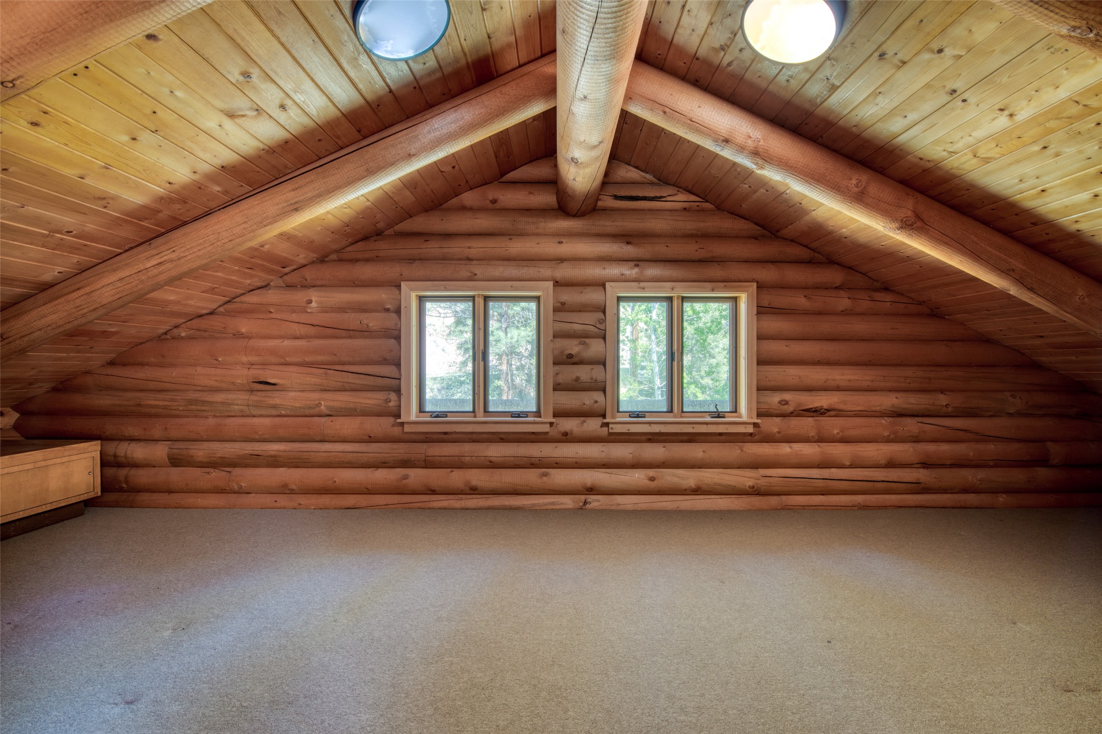 Sula, Montana 59871, United States, 2 Bedrooms Bedrooms, ,2 BathroomsBathrooms,Residential,Pending,142593