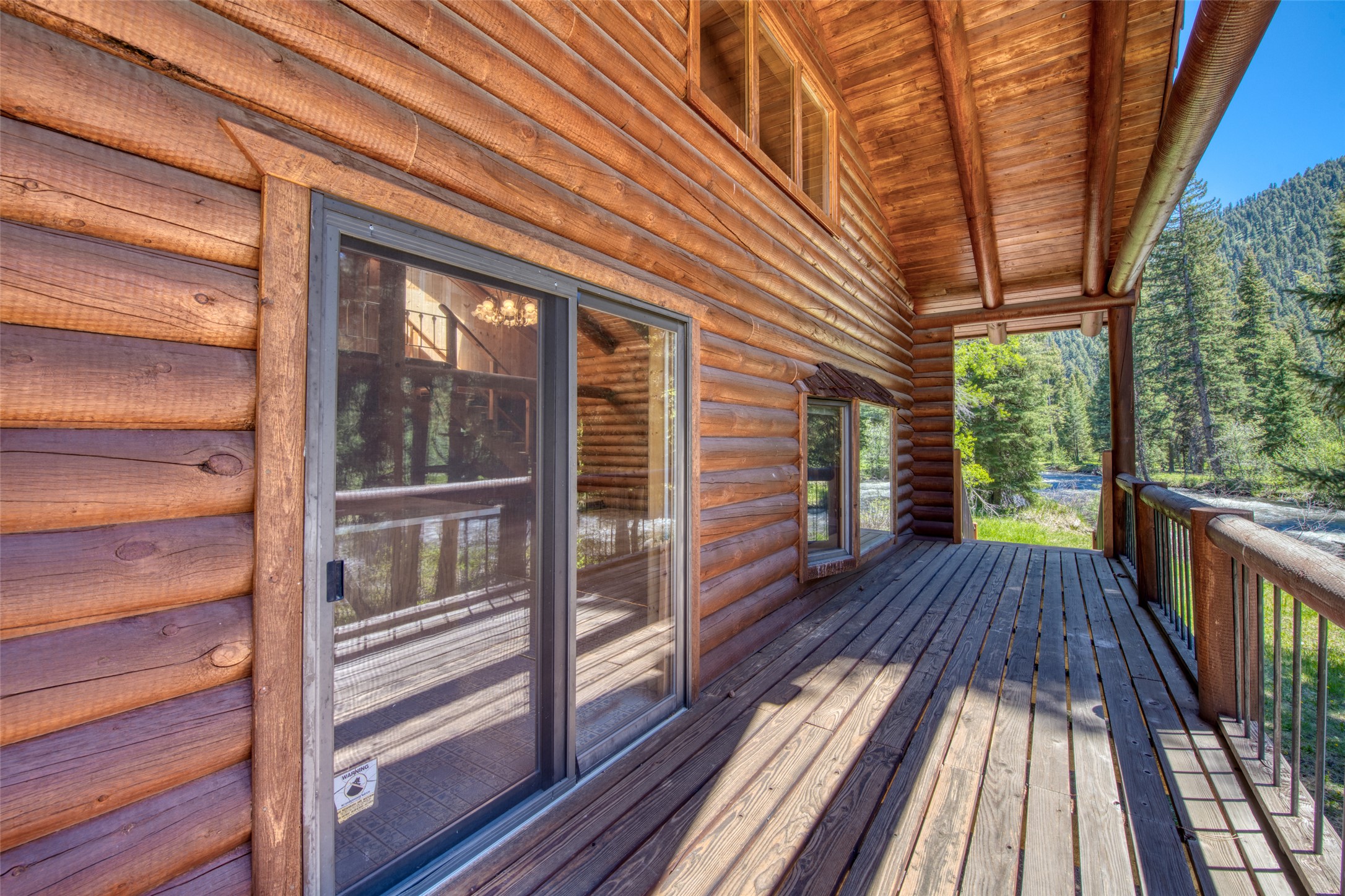 Sula, Montana 59871, United States, 2 Bedrooms Bedrooms, ,2 BathroomsBathrooms,Residential,Pending,142593