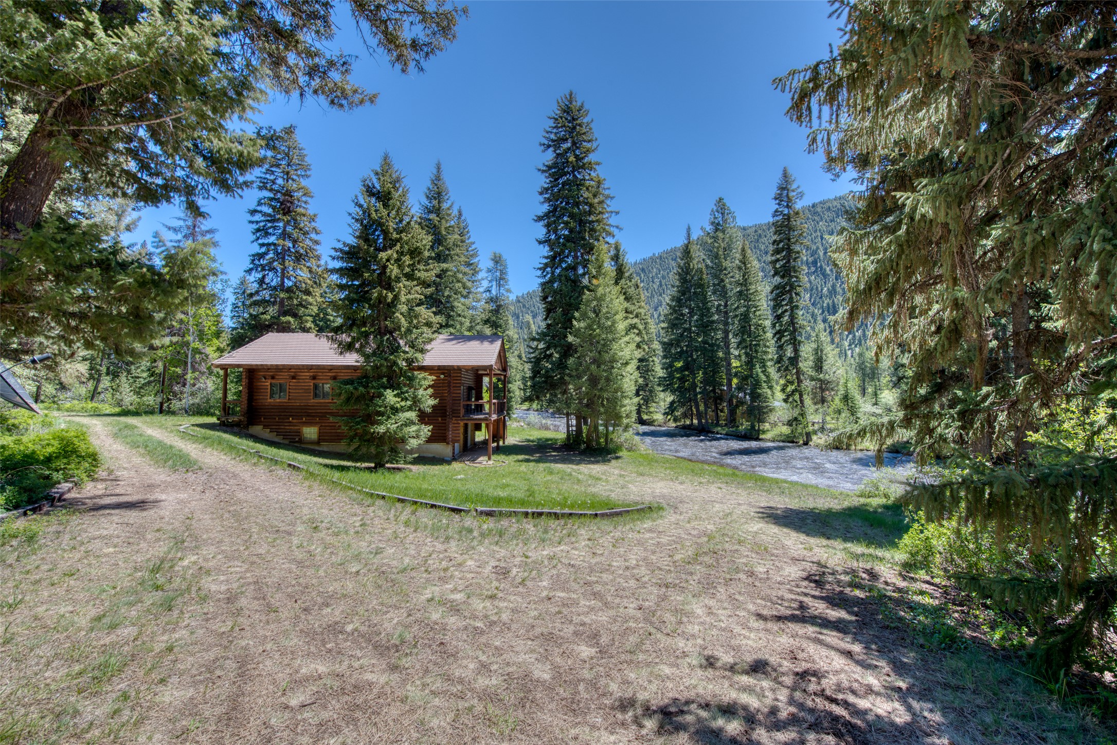 Sula, Montana 59871, United States, 2 Bedrooms Bedrooms, ,2 BathroomsBathrooms,Residential,Pending,142593