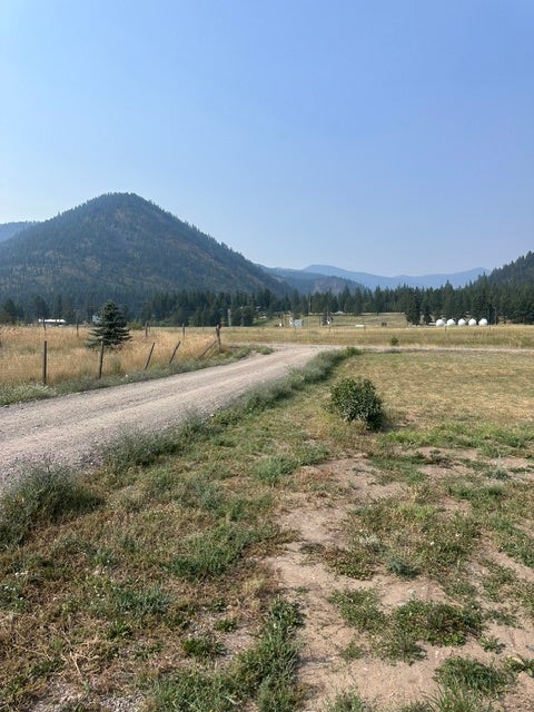 219 & 223 Moats Lane