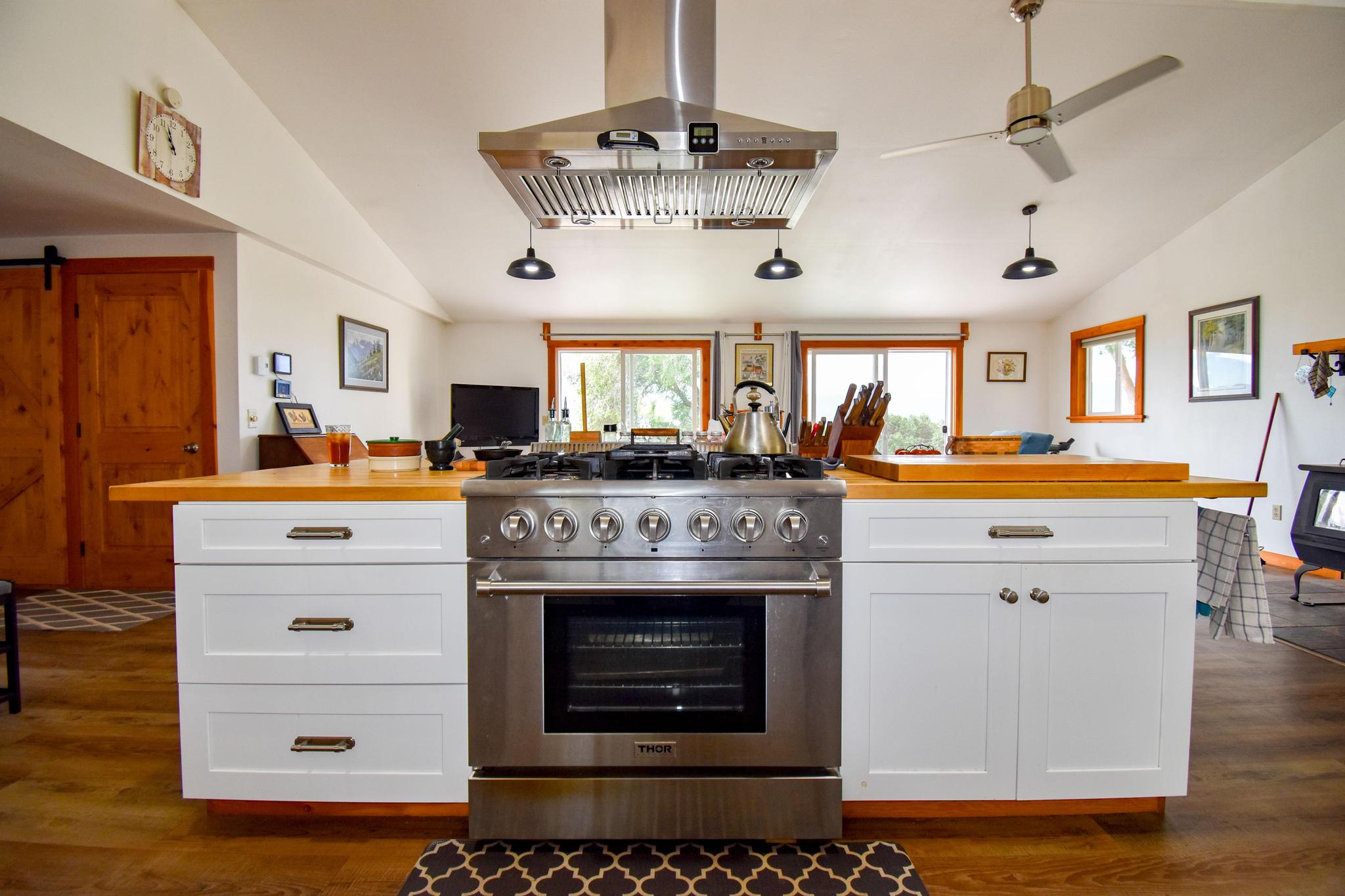 415 Cottonwood Creek Road