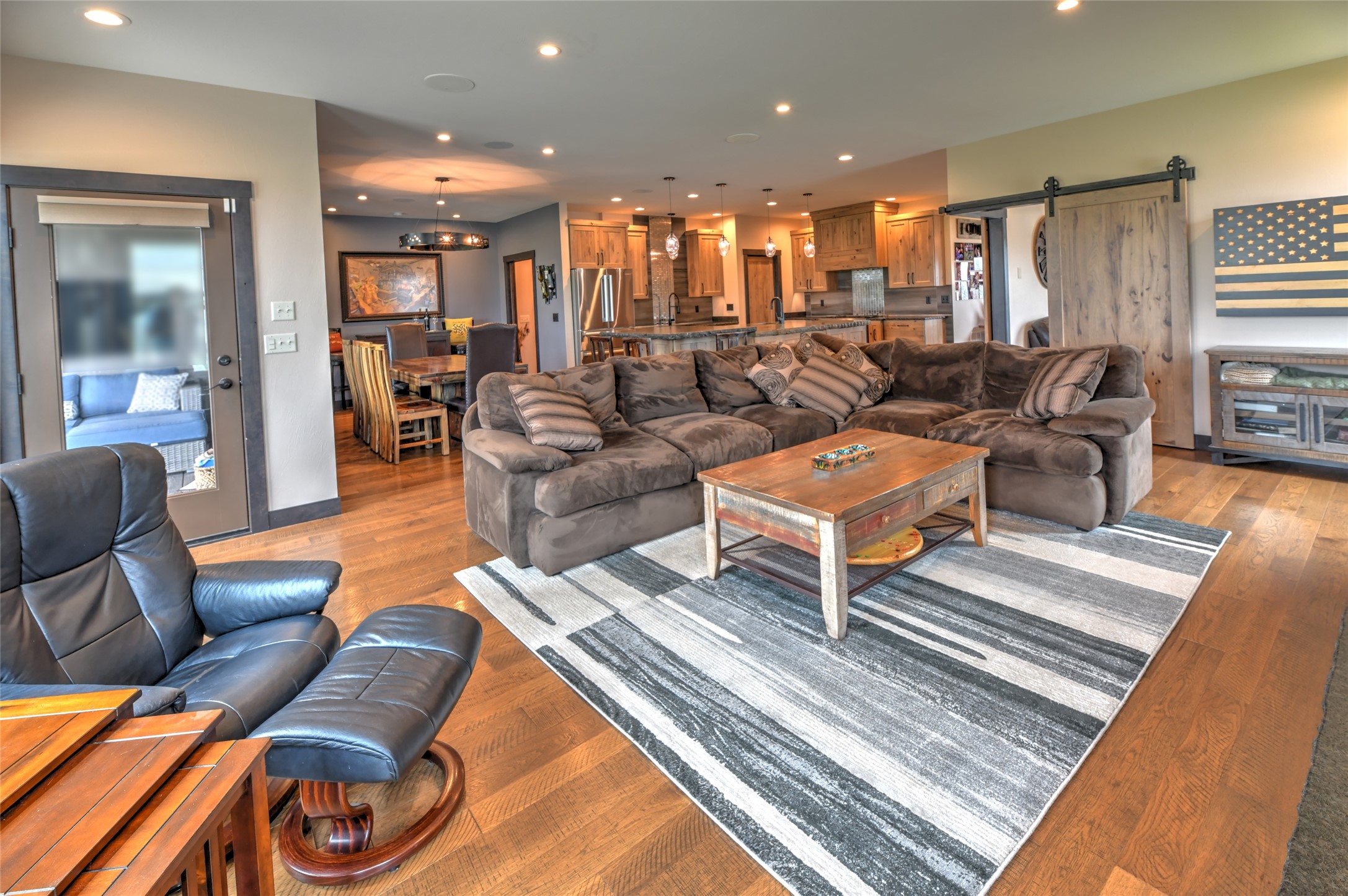 1407 Cambray Loop